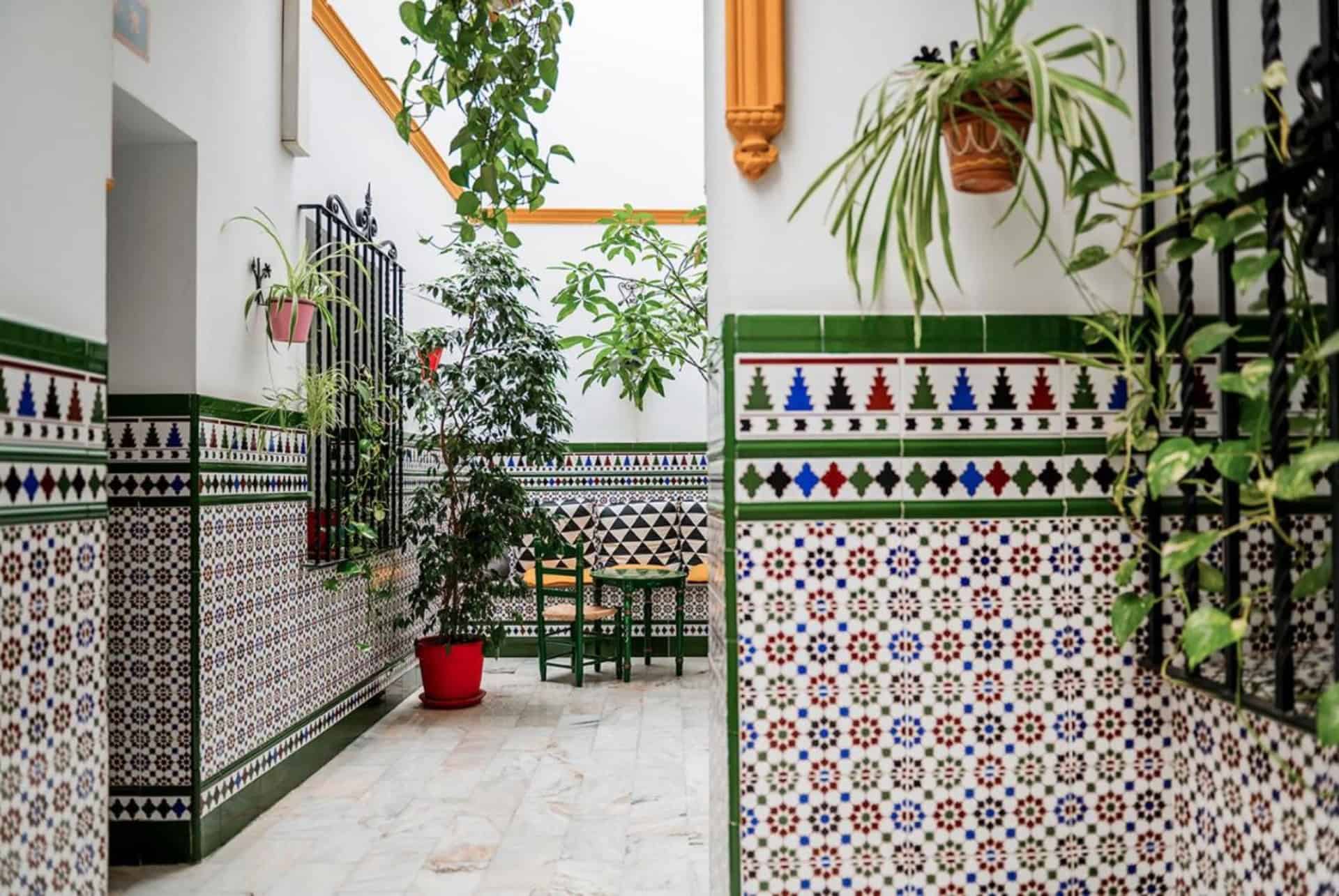 hostel triana backpackers interieur auberges jeunesse a seville