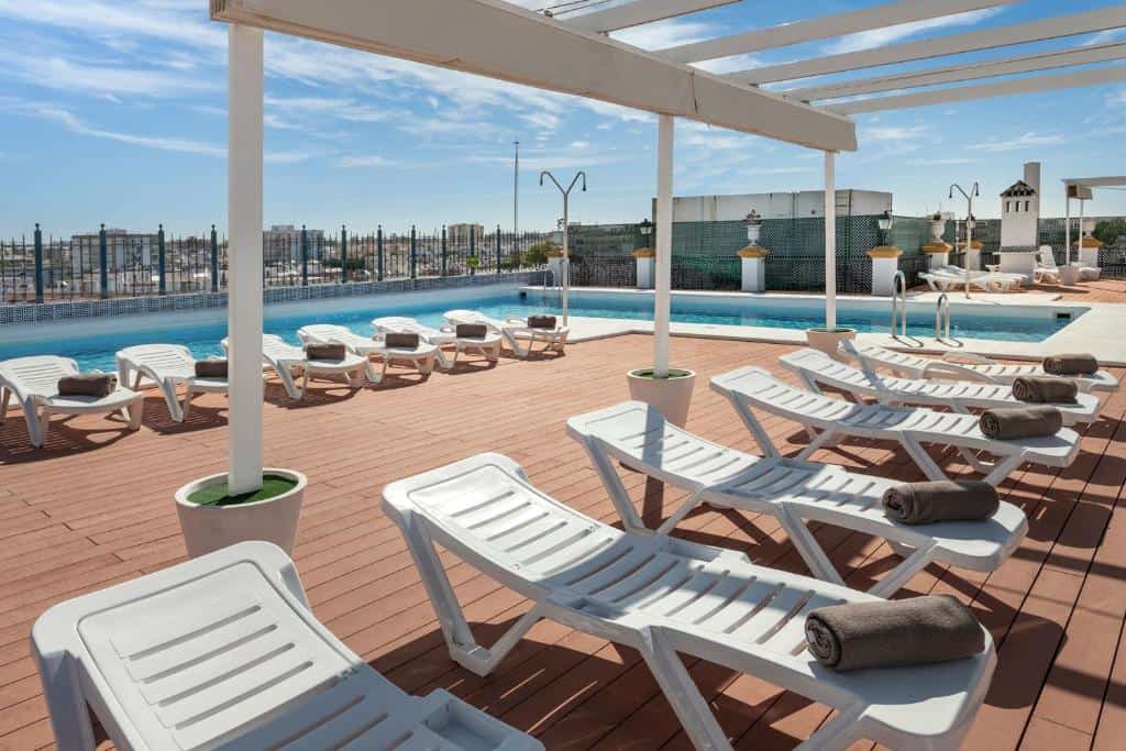 exe sevilla macarena piscine