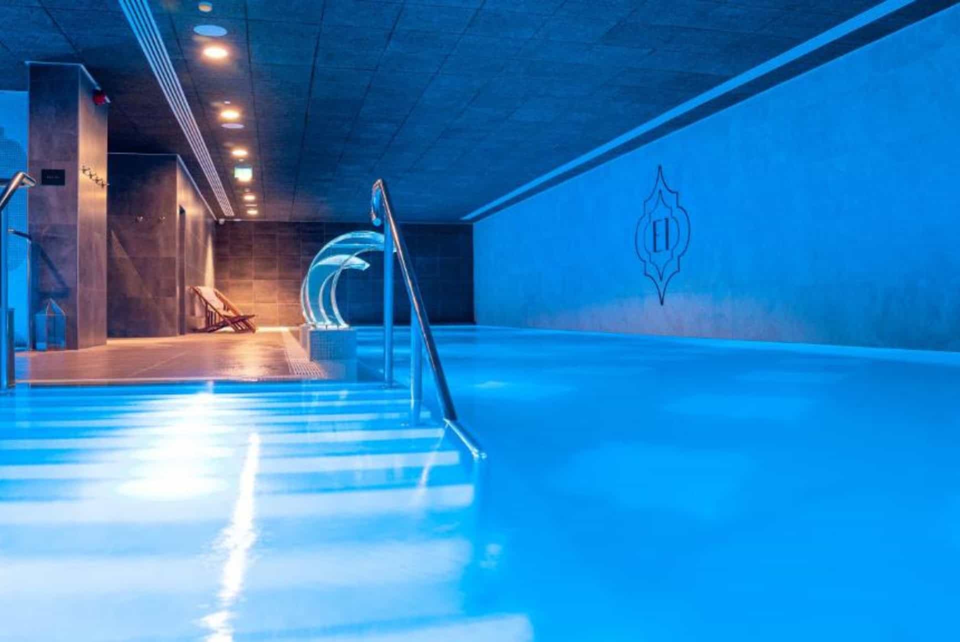 e1 suites and spa piscine