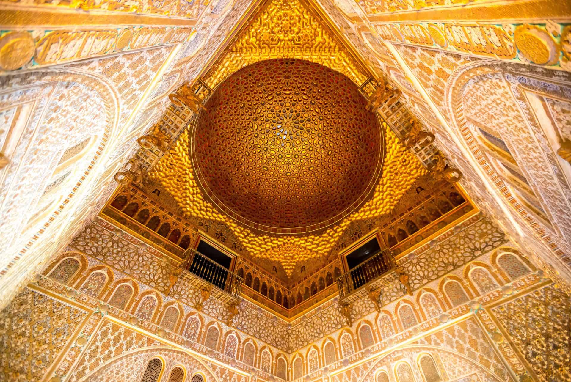 salon des ambassadeurs alcazar seville