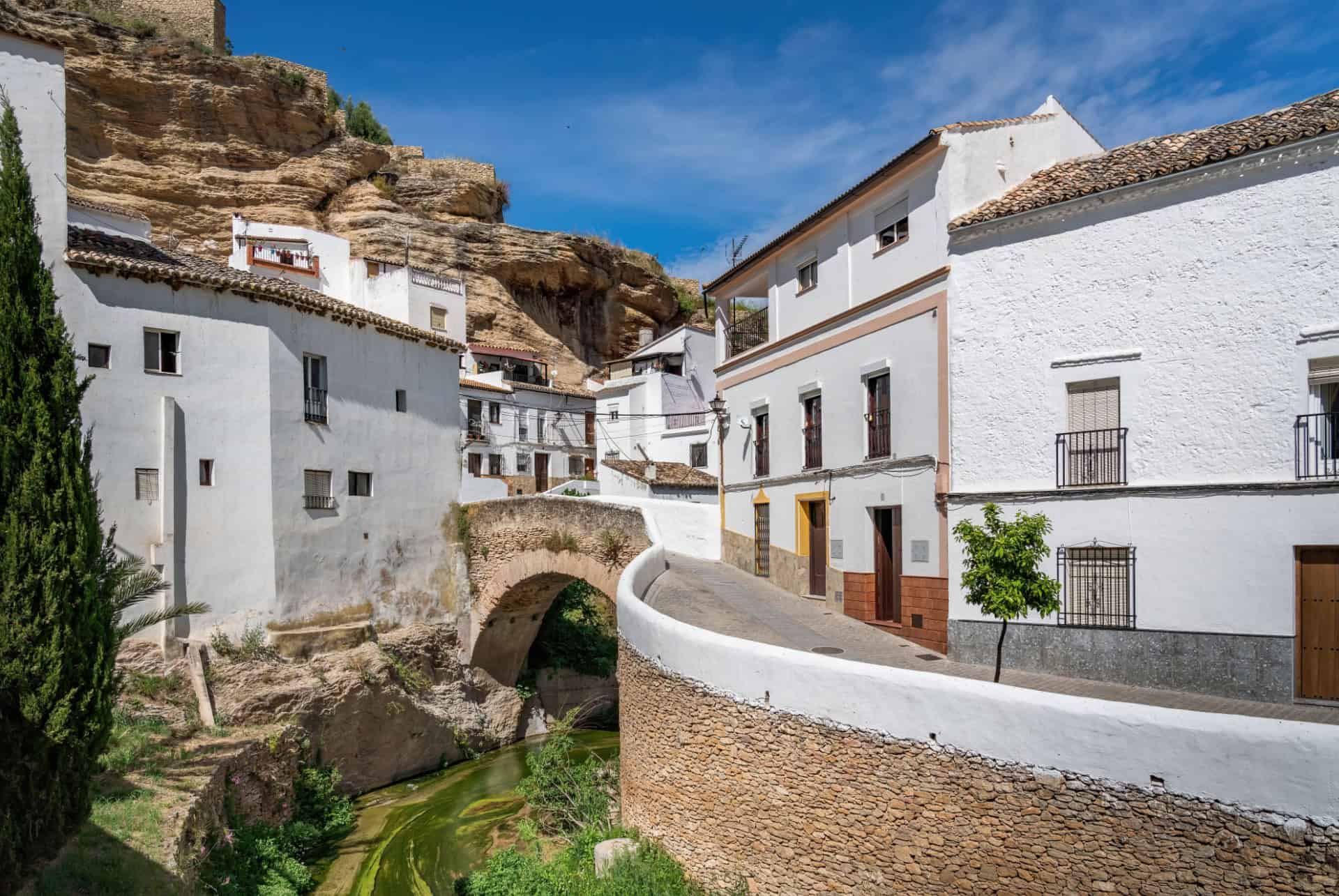 setenil de las bodegas village