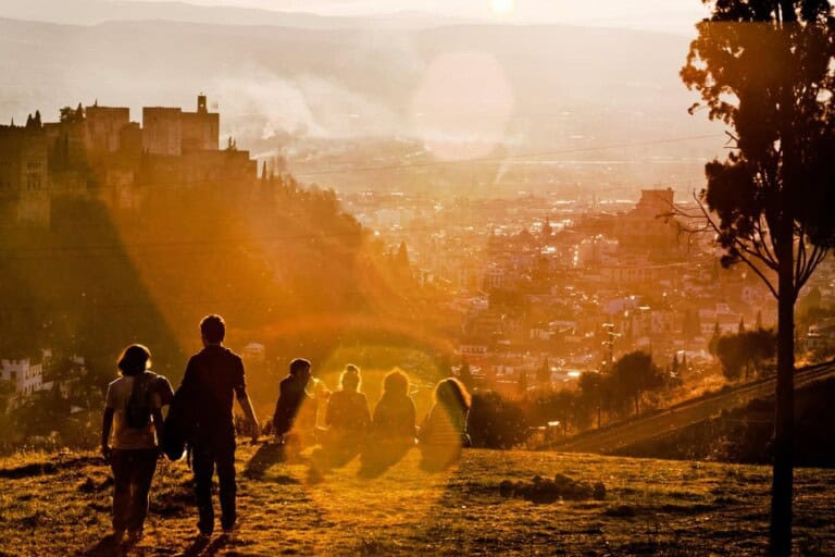 Visite guidée des quartiers de l'Albaicín et de Sacromonte