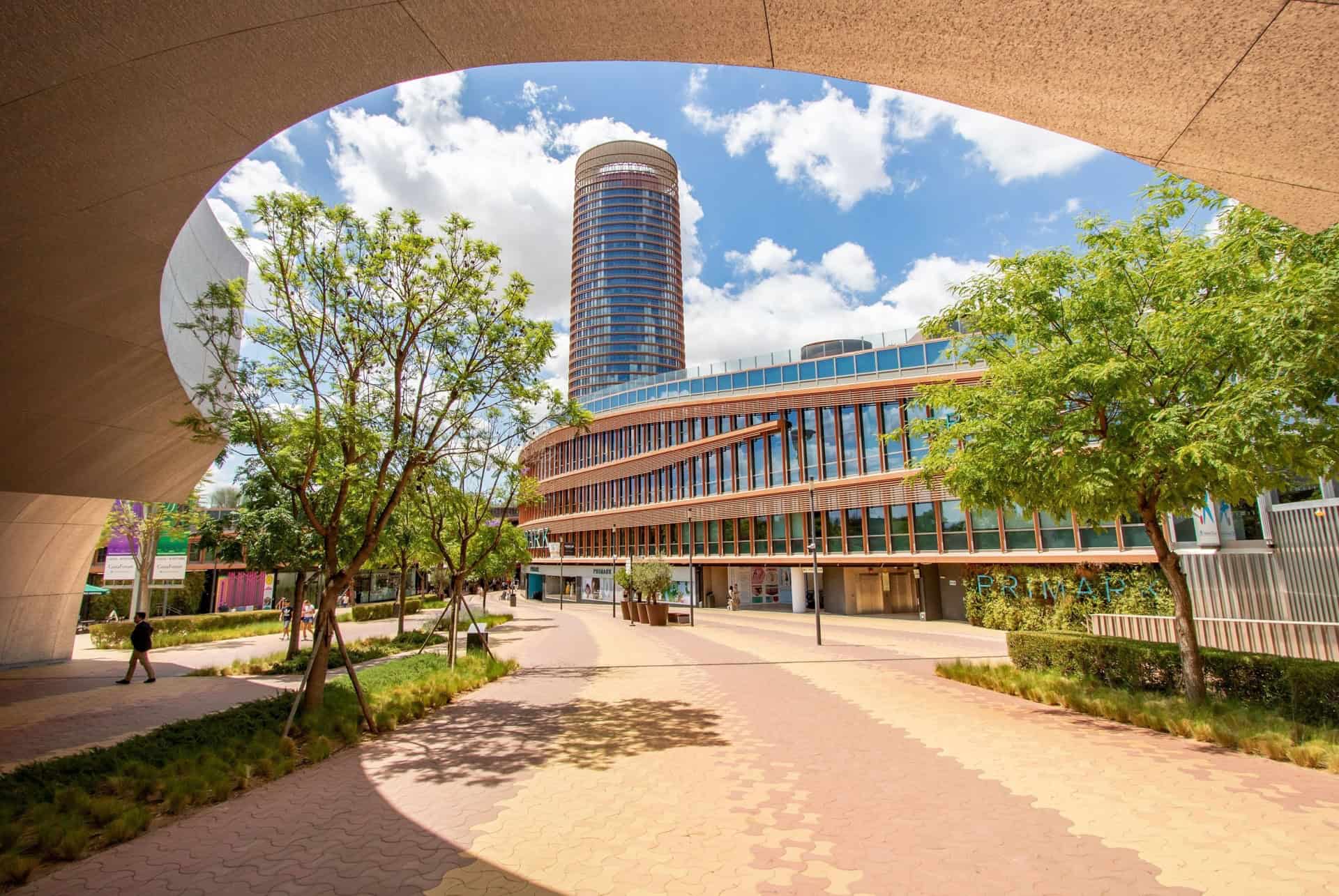 torre de sevilla quartier cartuja