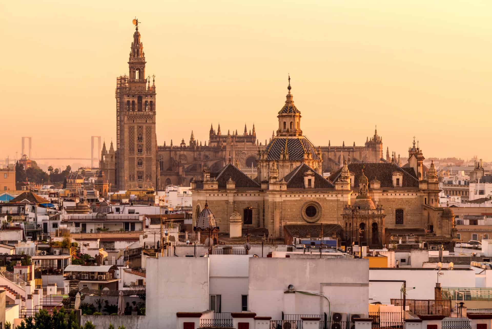 seville en automne giralda