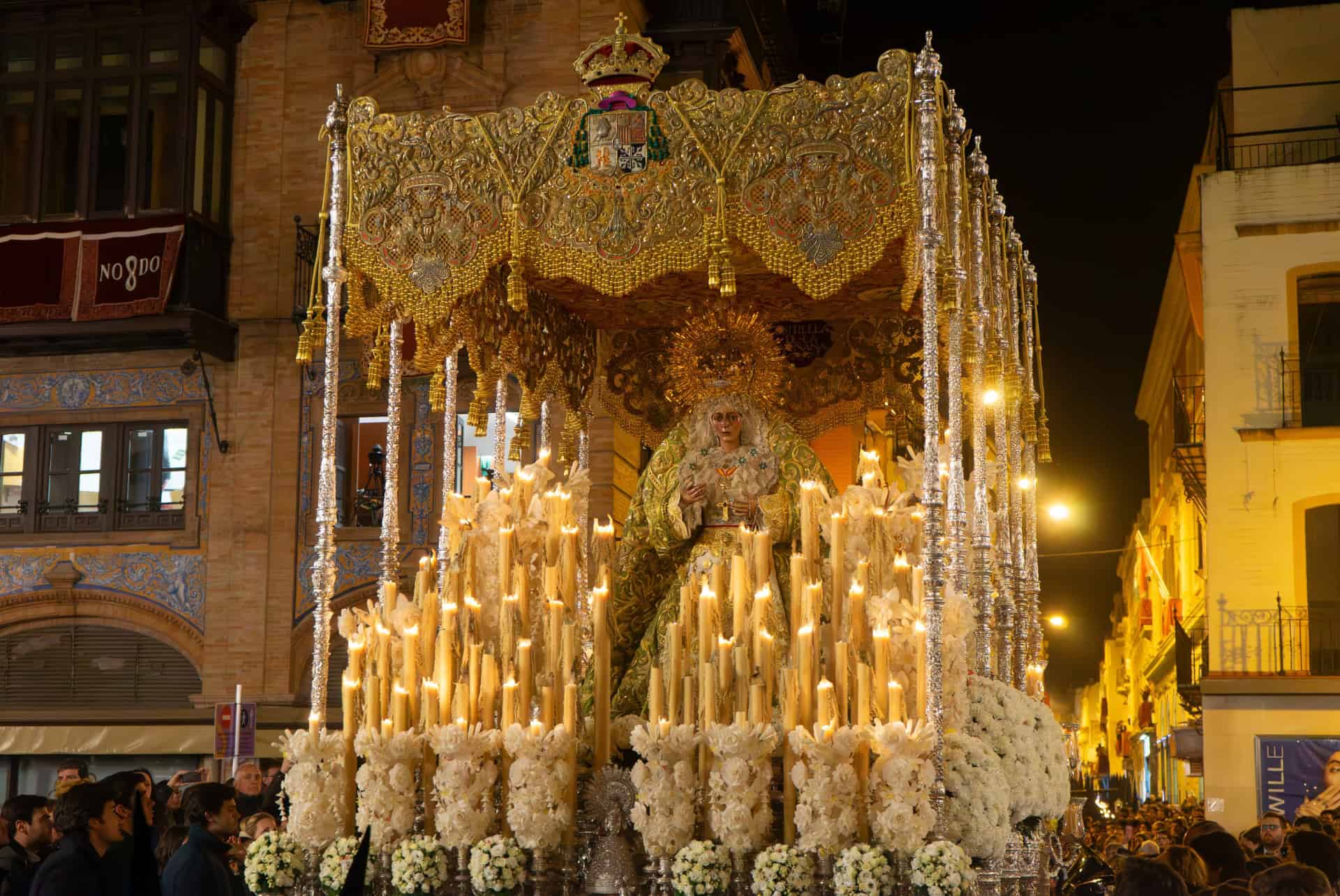 semaine sainte séville vierge macarena