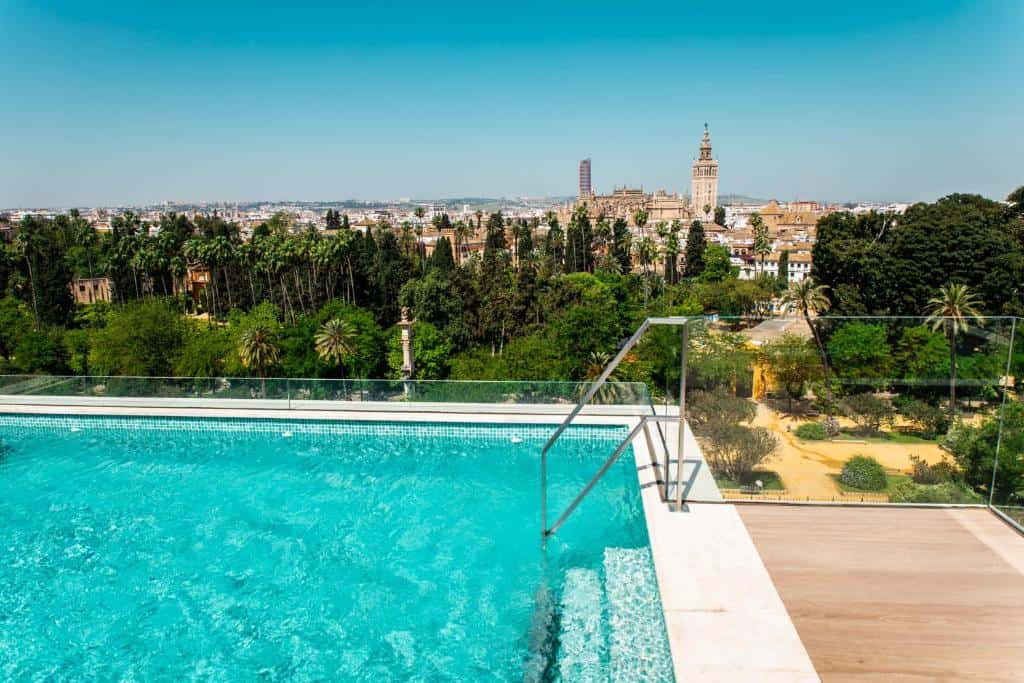 hotel alcaraz piscine