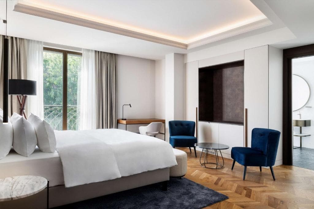 magdalena plaza sevilla magdalena plaza sevilla